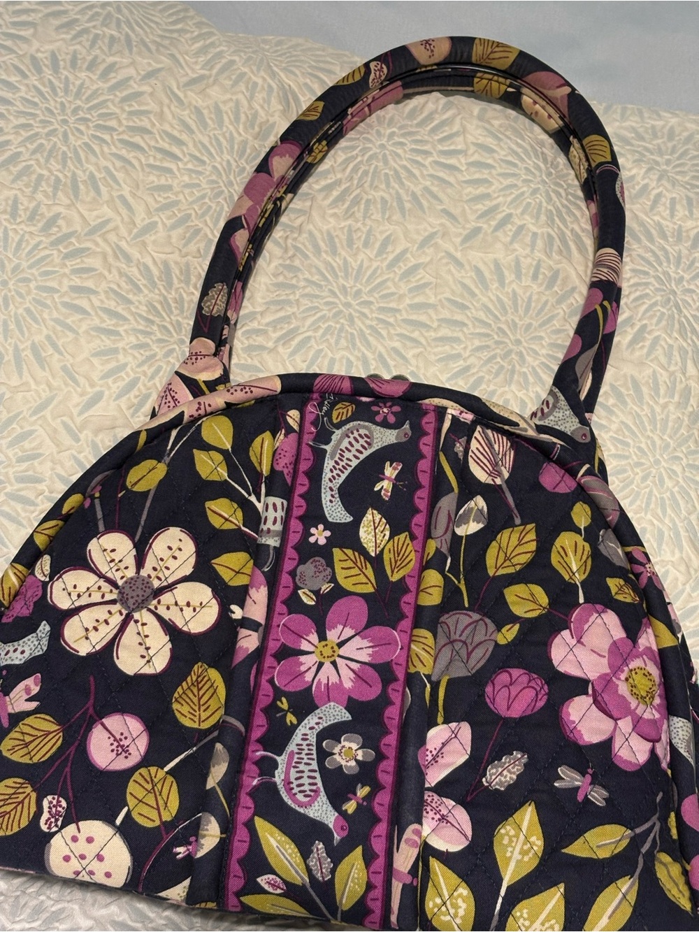 Vera Bradley Quilted kiss lock Bag - “Floral Nightingale”pattern nwot 💜